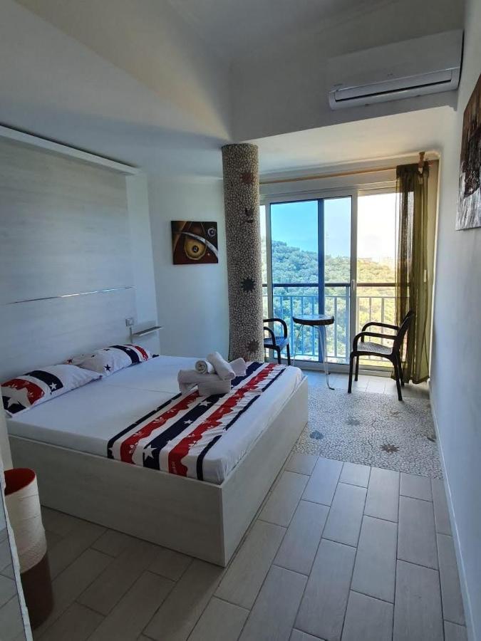 Vila Oliven Vlorë Eksteriør billede