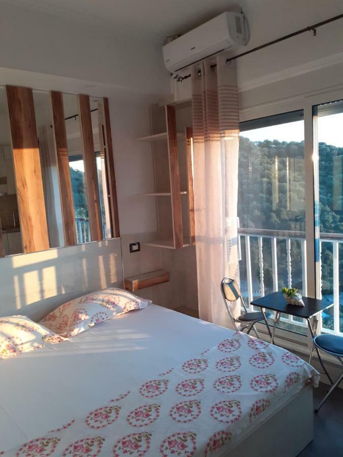 Vila Oliven Vlorë Eksteriør billede